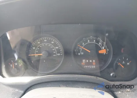 2014 Jeep Compass Sport z USA, uszkodzony, nr VIN 1C4NJDBB3ED841898